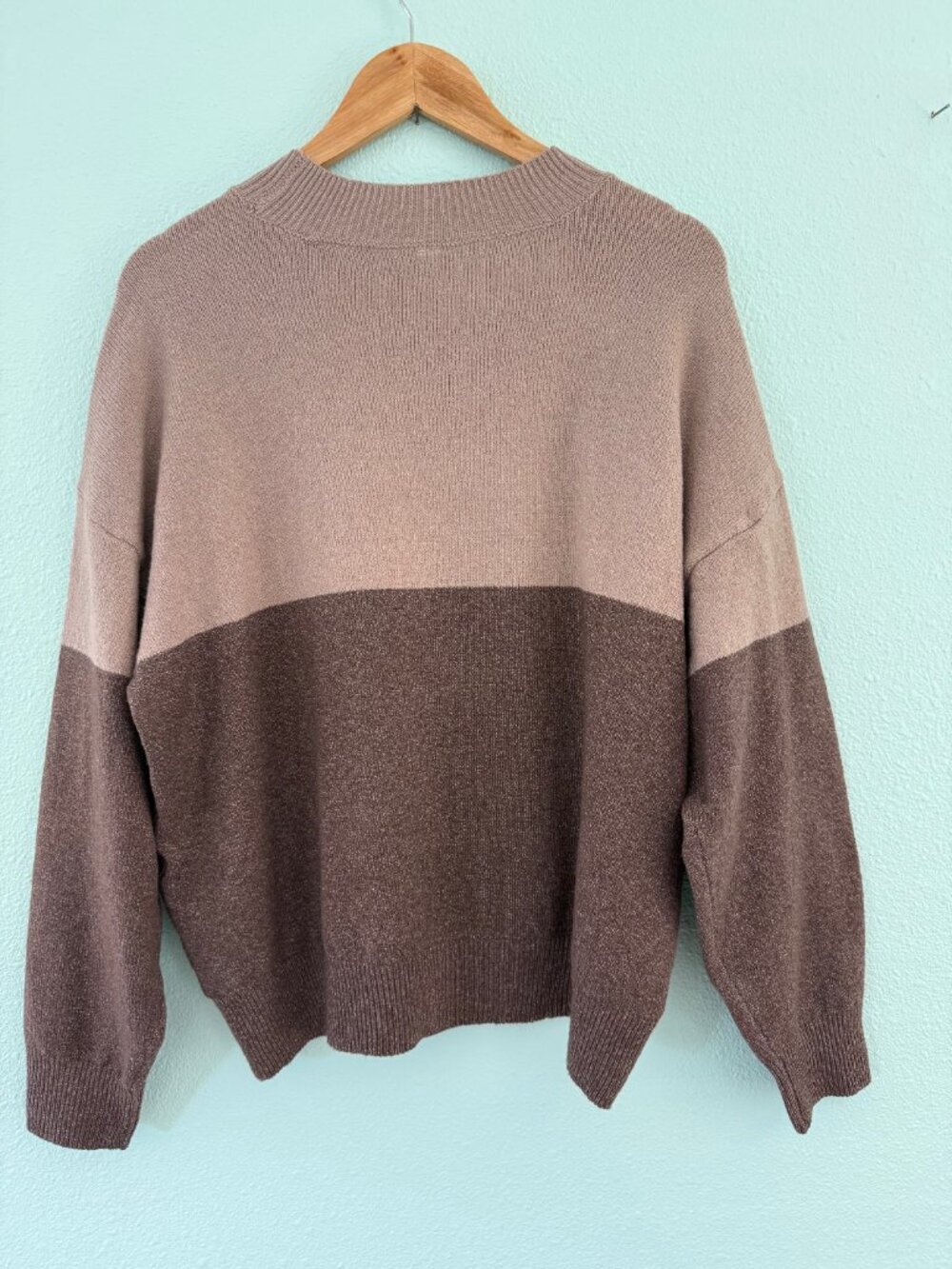 Stylus Two Tone Sweater Size Large - Picture 3 of 6